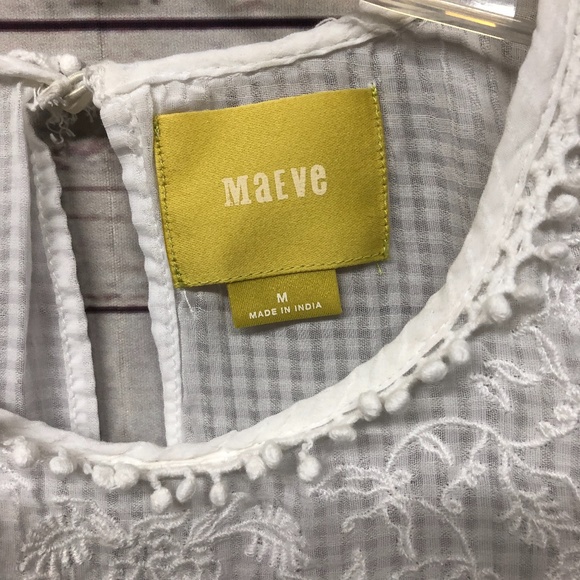 Feminine Anthro Maeve Callie Ruffled Top - Picture 5 of 11